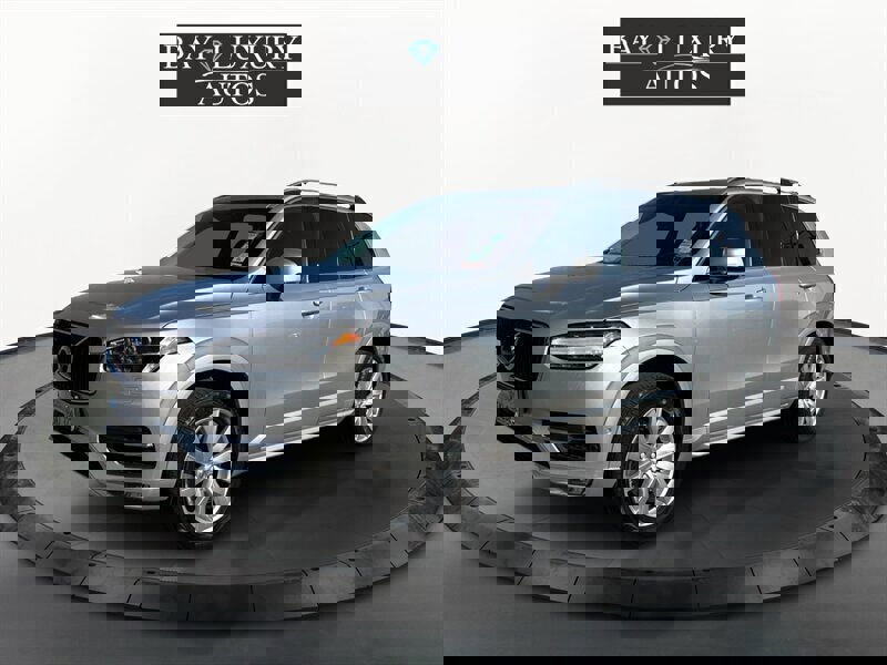 Used 2016 Volvo XC90 T6 Momentum w/ Momentum Plus Package image 3