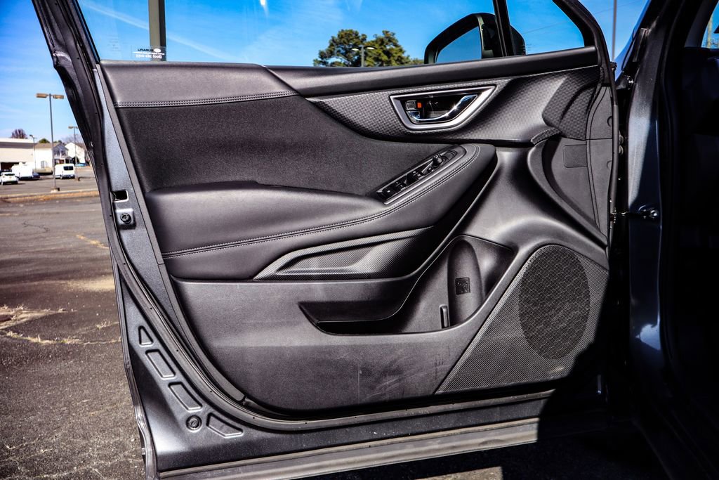 Used 2023 Subaru Forester Premium image 39