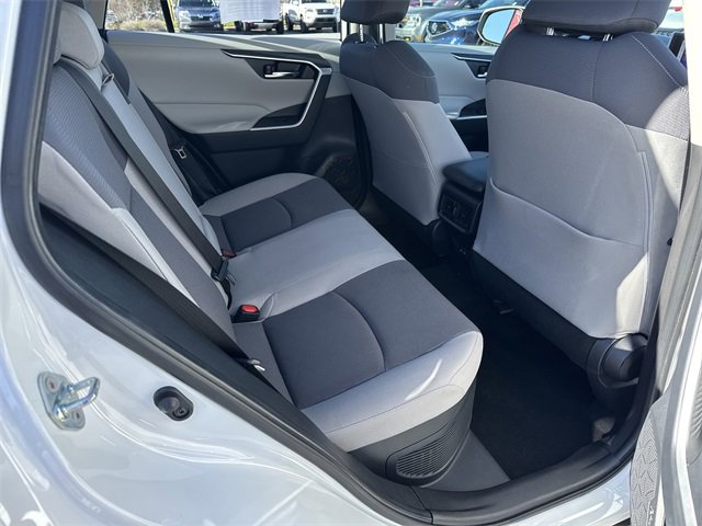 Used 2023 Toyota RAV4 XLE image 17