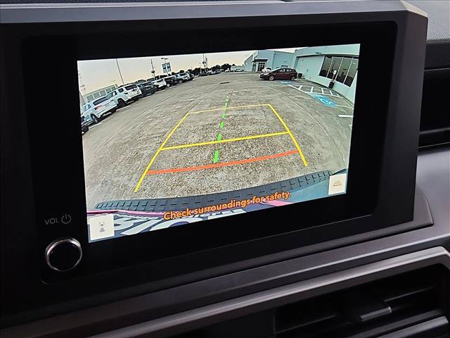 Used 2025 Toyota 4Runner SR5 AWD/4WD image 14