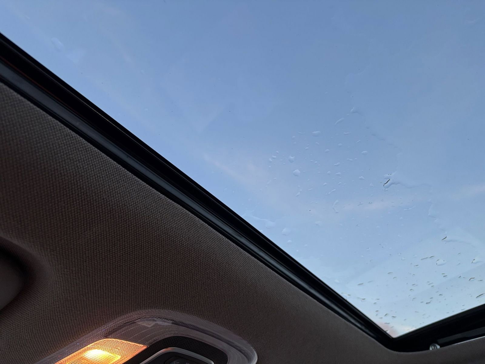 Used 2025 Hyundai Elantra SEL image 29