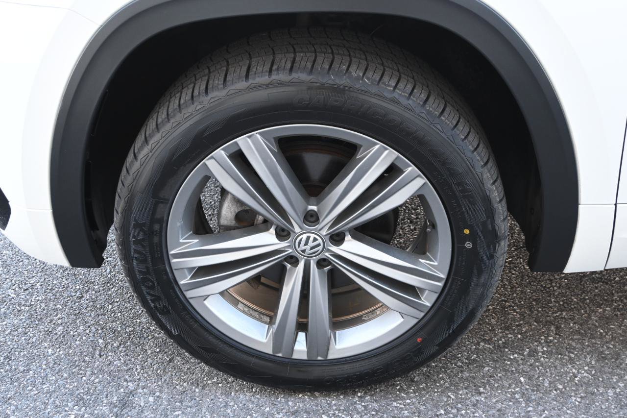 Used 2019 Volkswagen Atlas SEL R-Line image 37