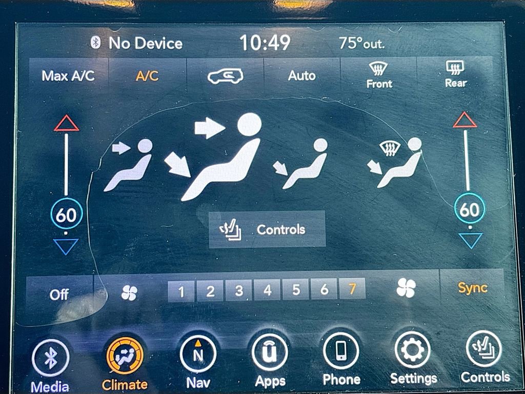 Used 2020 Jeep Grand Cherokee Limited image 20