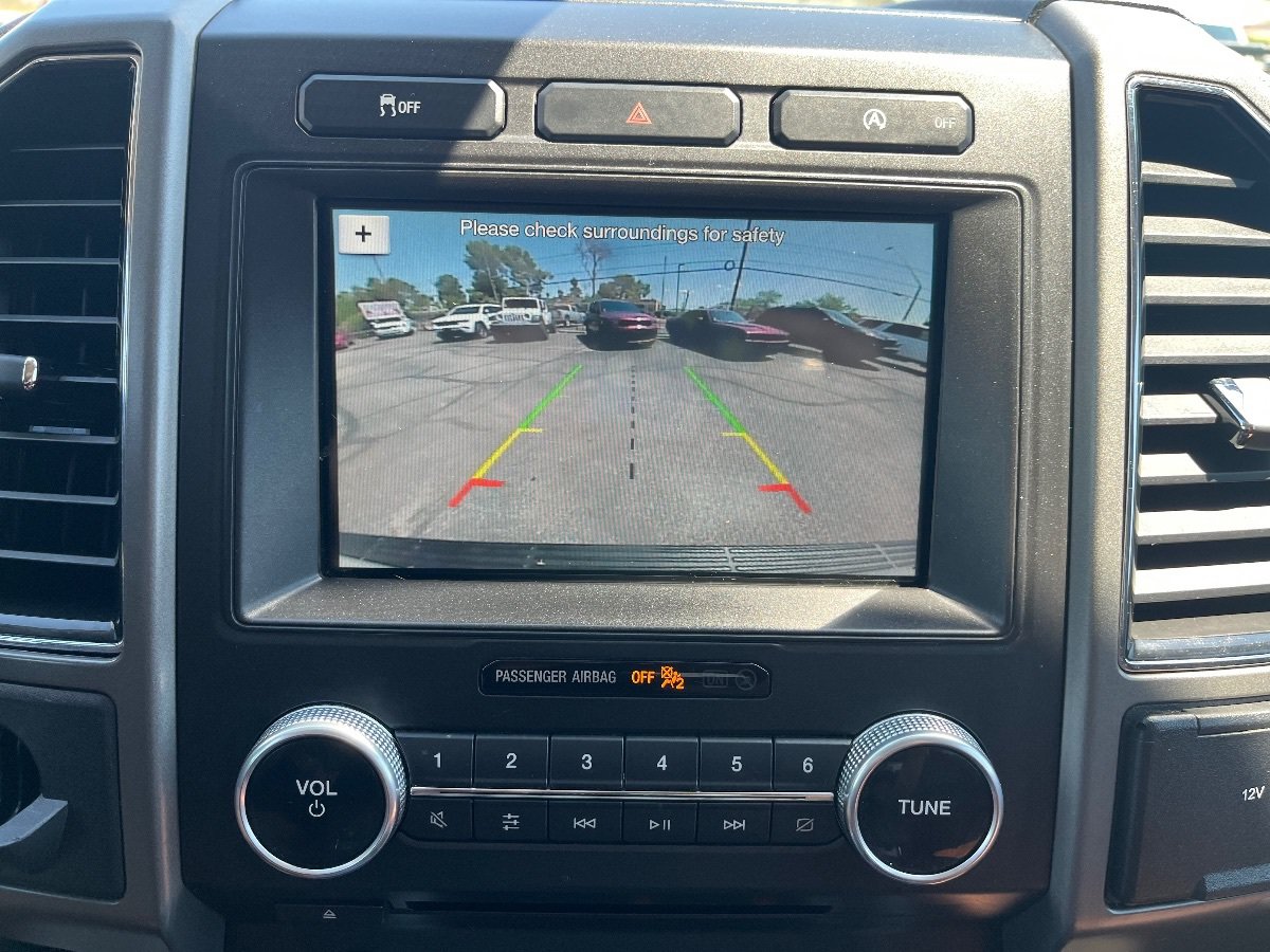 Used 2018 Ford Expedition XLT w/ Equipment Group 202A RWD image 14