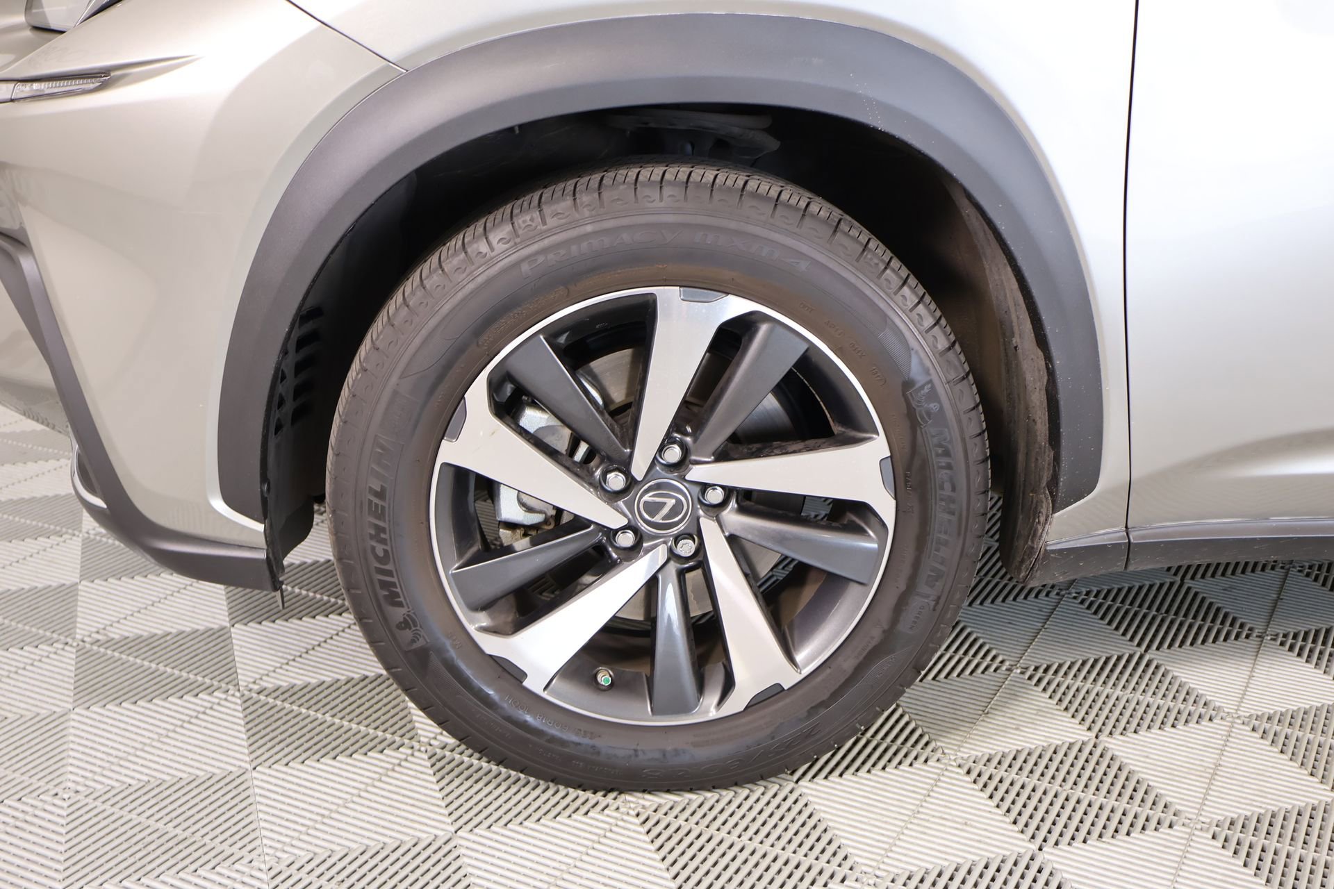 Used 2018 Lexus NX 300 FWD w/ Premium Package image 19