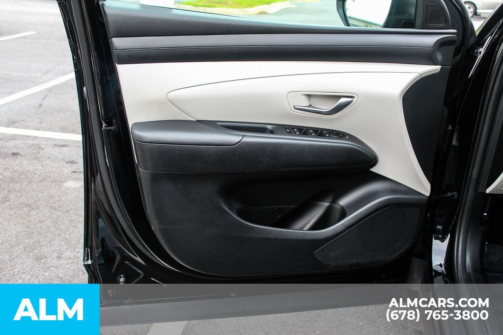Used 2025 Hyundai Tucson SEL FWD image 37