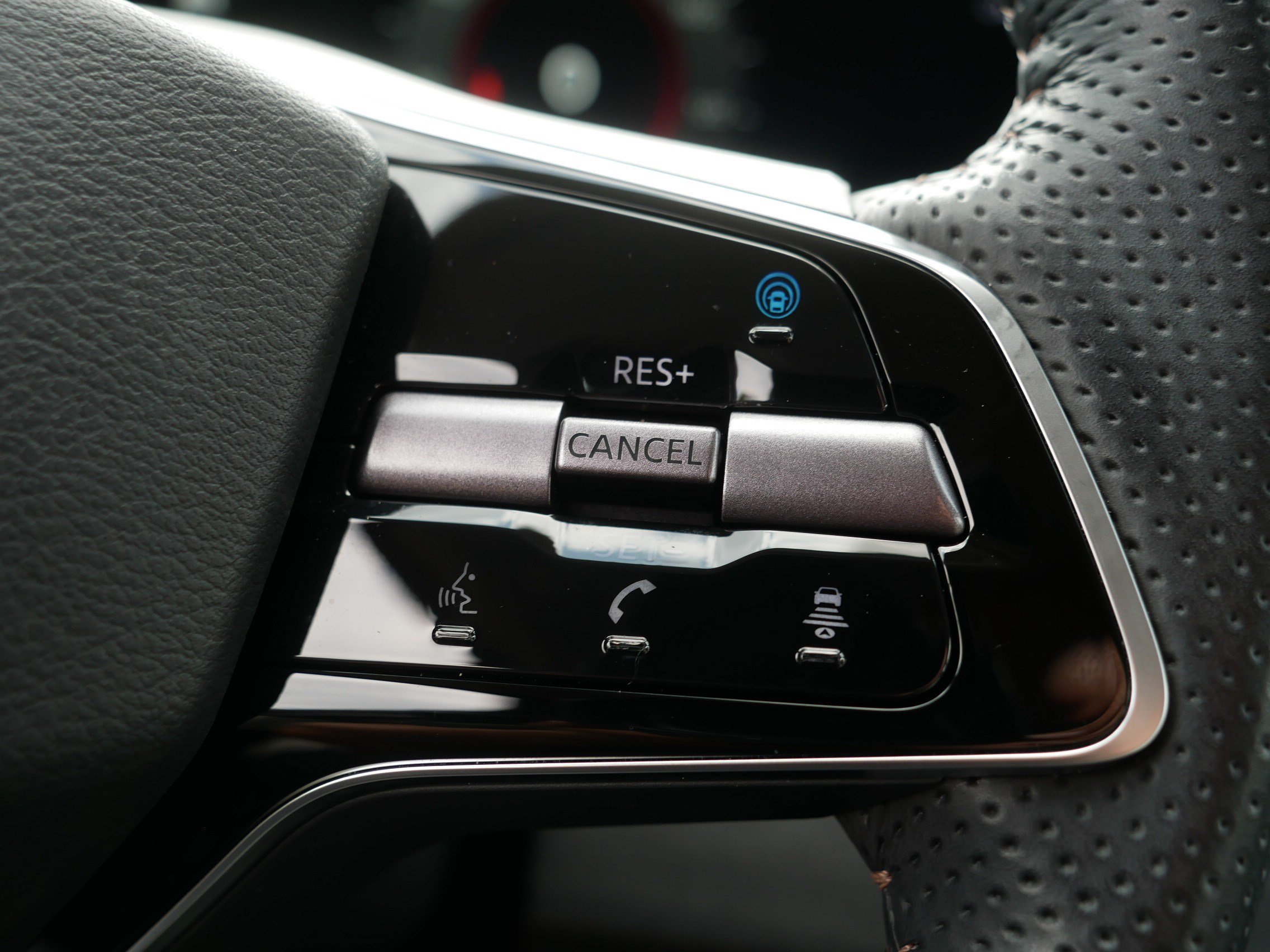 Certified 2023 Nissan Ariya AWD image 29