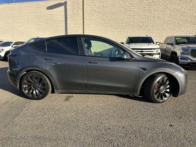 Used 2022 Tesla Model Y Performance image 3