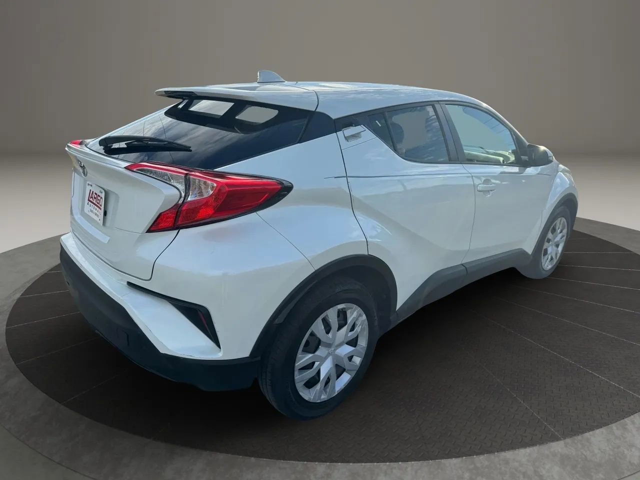 Used 2020 Toyota C-HR LE image 6