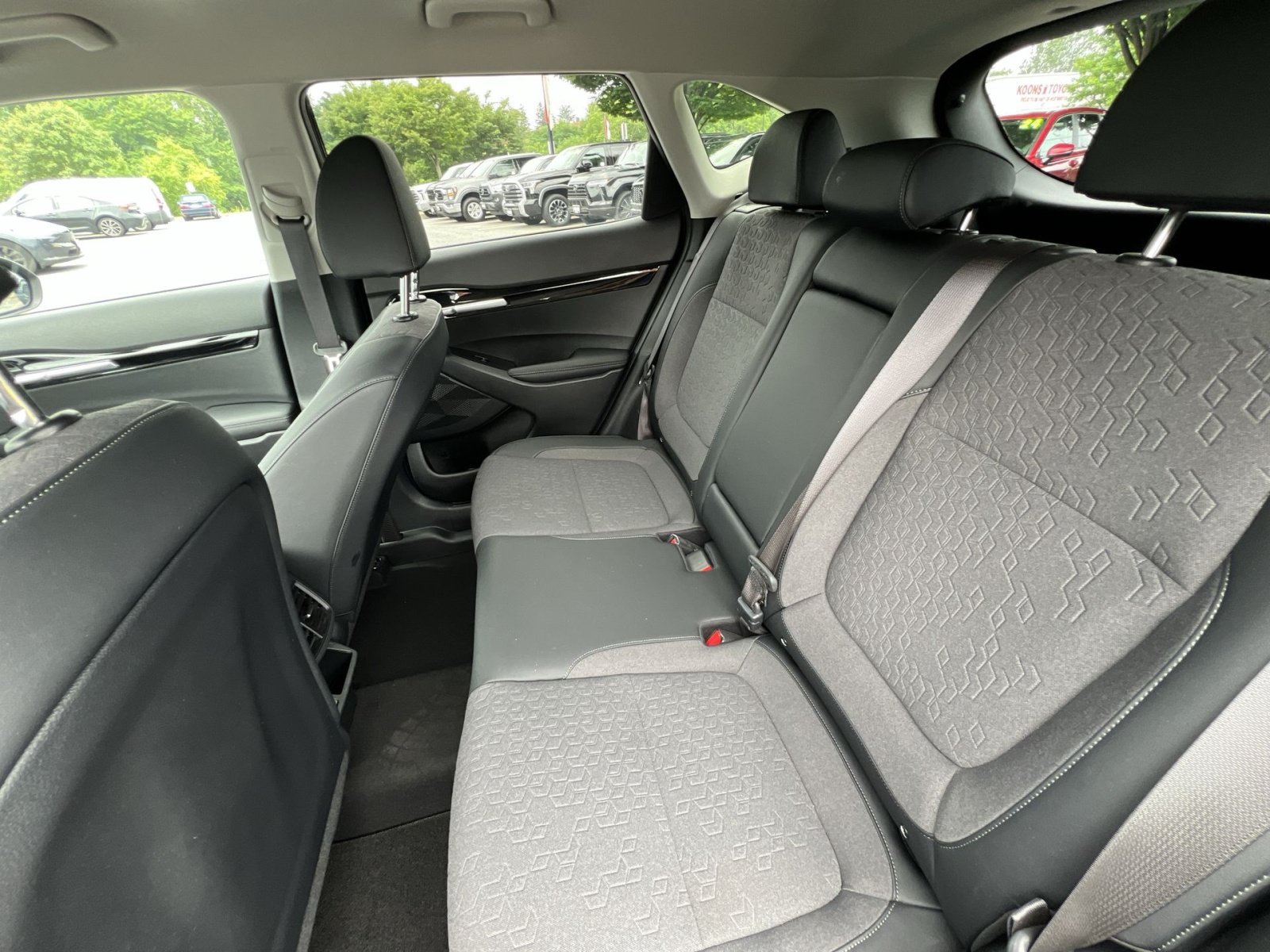 Used 2024 Kia Seltos S AWD/4WD image 24