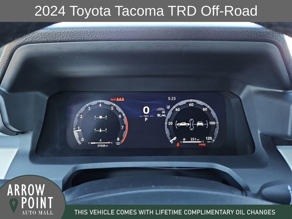 Used 2024 Toyota Tacoma TRD Off-Road image 26