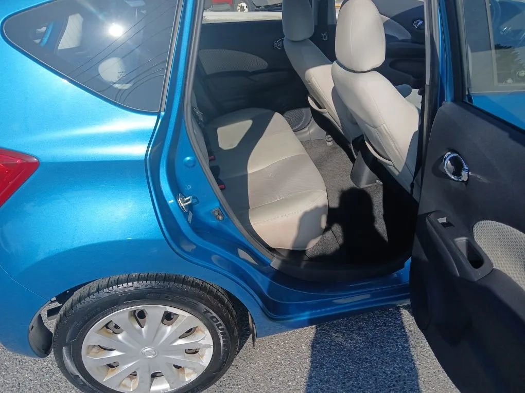 Used 2014 Nissan Versa Note SV FWD image 19