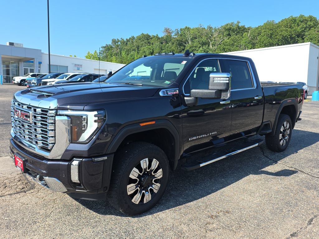 Used 2025 GMC Sierra 2500 Denali AWD/4WD image 4