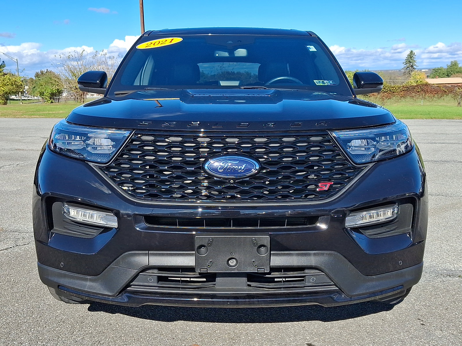 Certified 2021 Ford Explorer ST w/ Equipment Group 401A AWD/4WD image 2