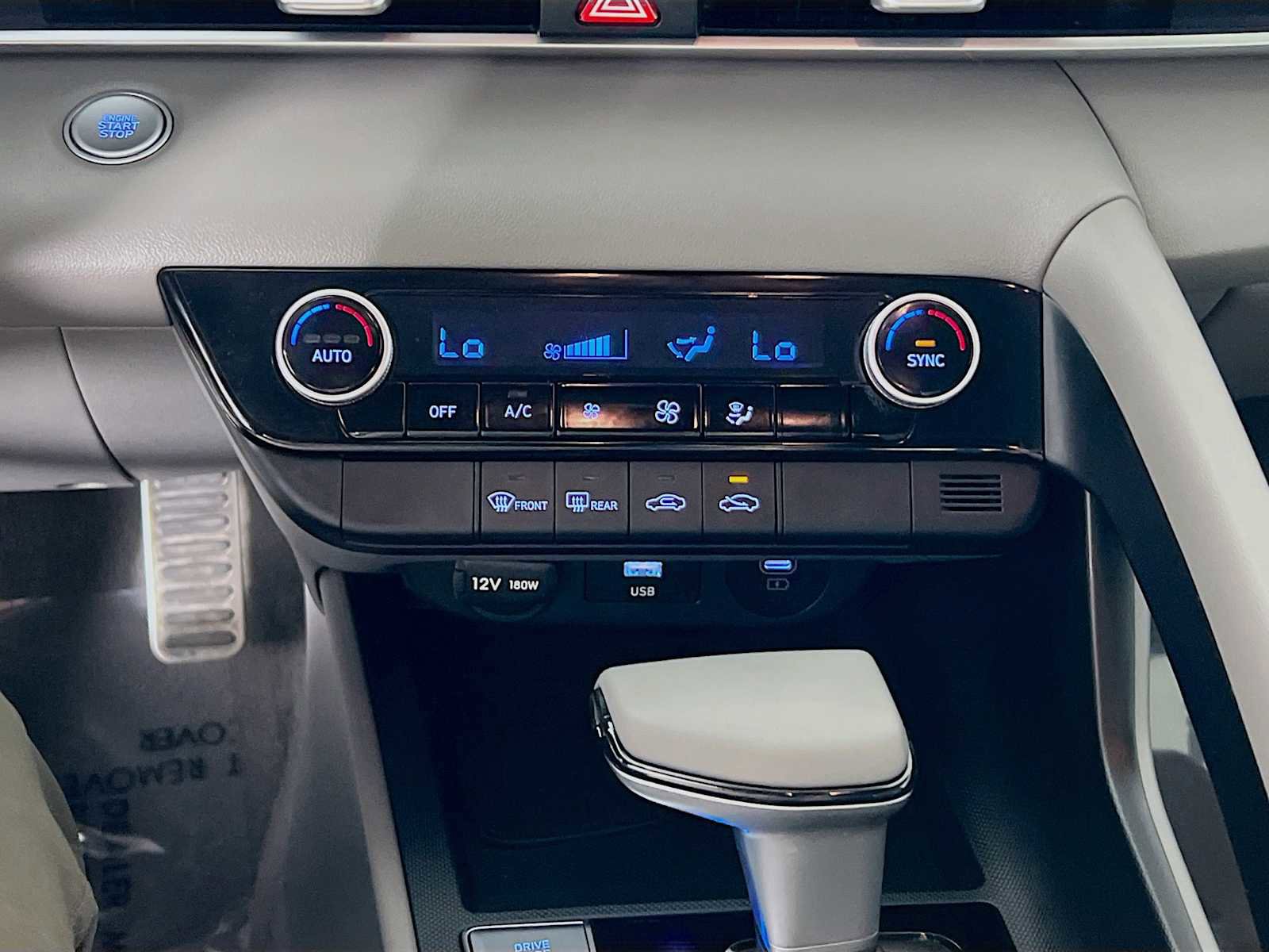 Certified 2025 Hyundai Elantra Sport FWD image 15