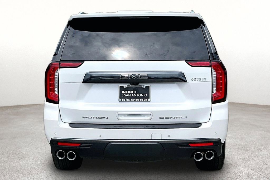 Used 2023 GMC Yukon Denali Ultimate AWD/4WD image 6