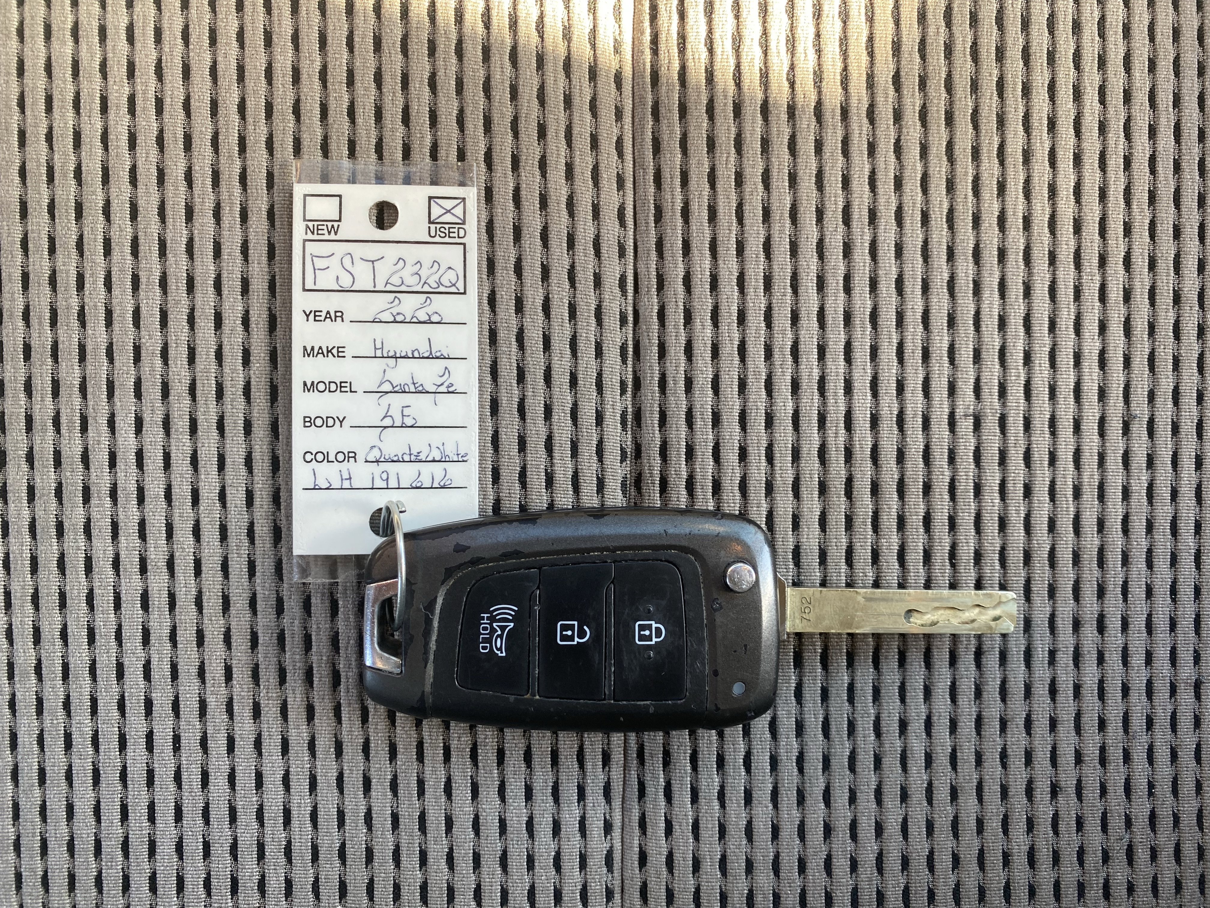 Used 2020 Hyundai Santa Fe SE image 37