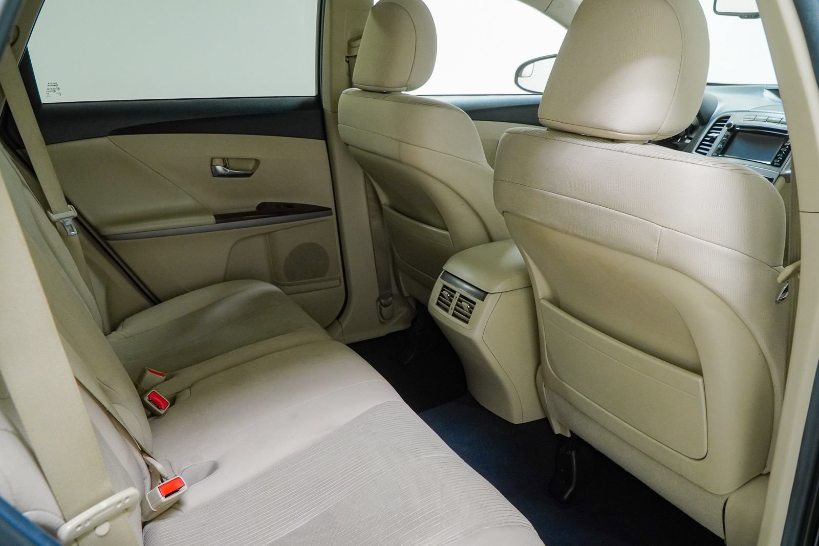 Used 2013 Toyota Venza LE FWD image 36