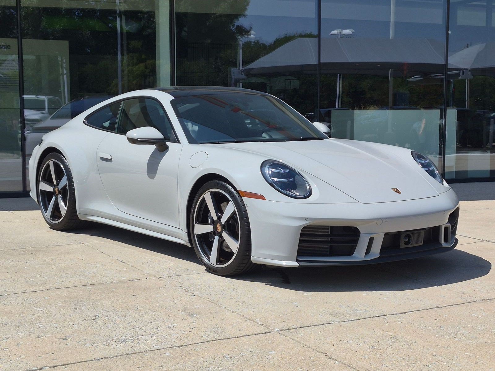 Certified 2026 Porsche 911 Carrera RWD image 7