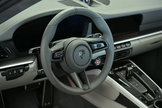 Used 2026 Porsche 911 Turbo S AWD/4WD image 18
