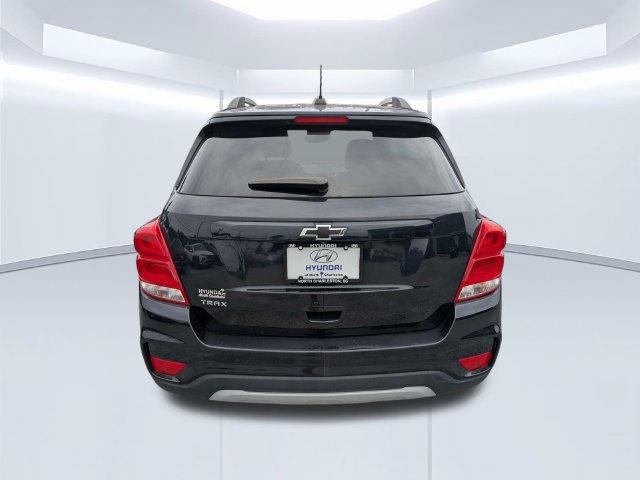 Used 2021 Chevrolet Trax LT w/ LT Convenience Package FWD image 6