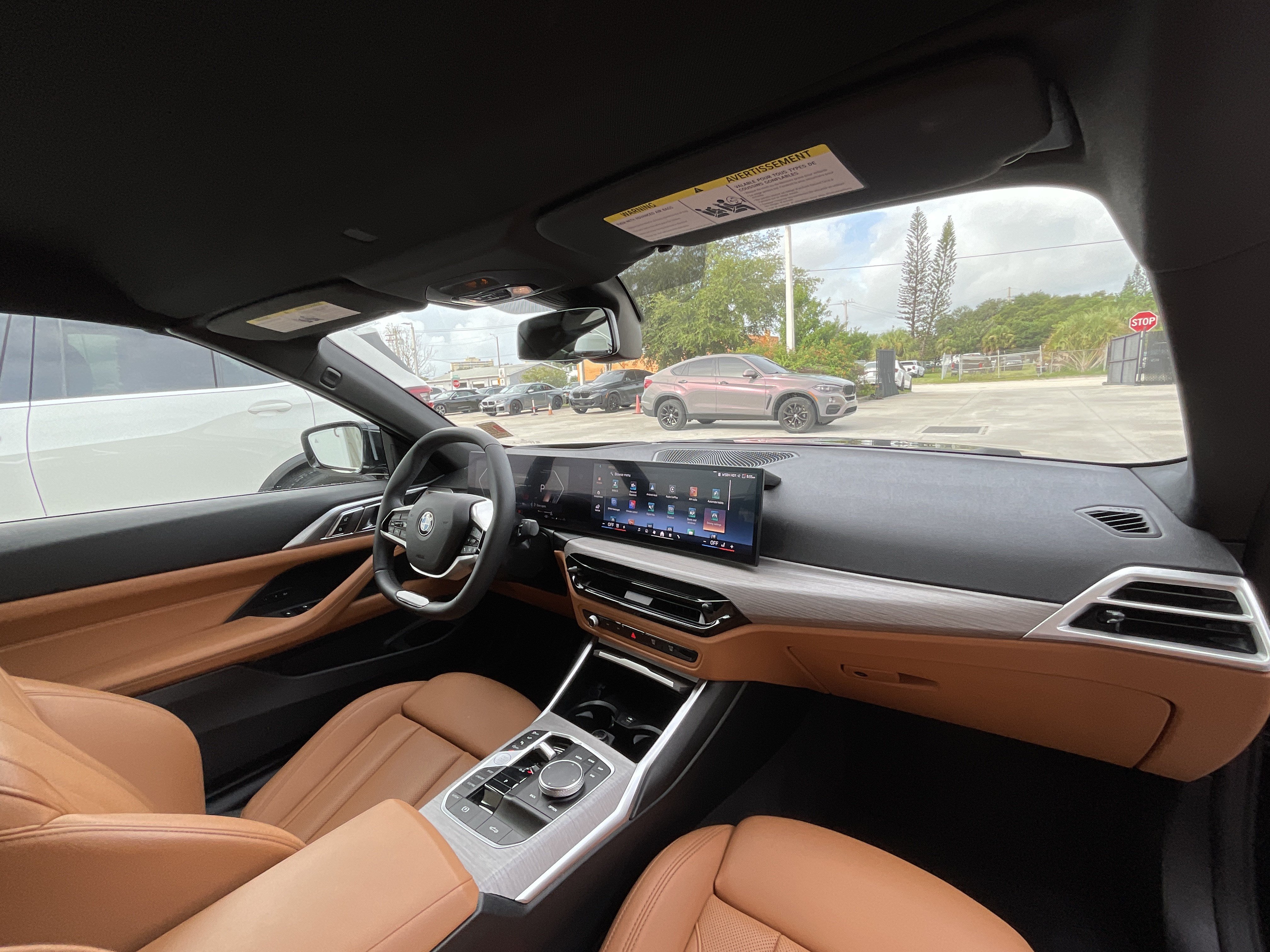 Used 2025 BMW 430i Convertible w/ Premium Package RWD image 26