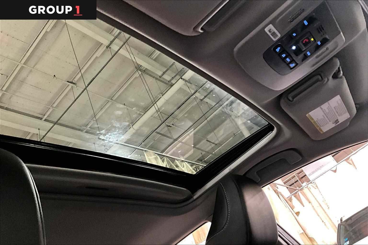 Used 2024 Toyota Camry SE w/ Cold Weather Package AWD/4WD image 14