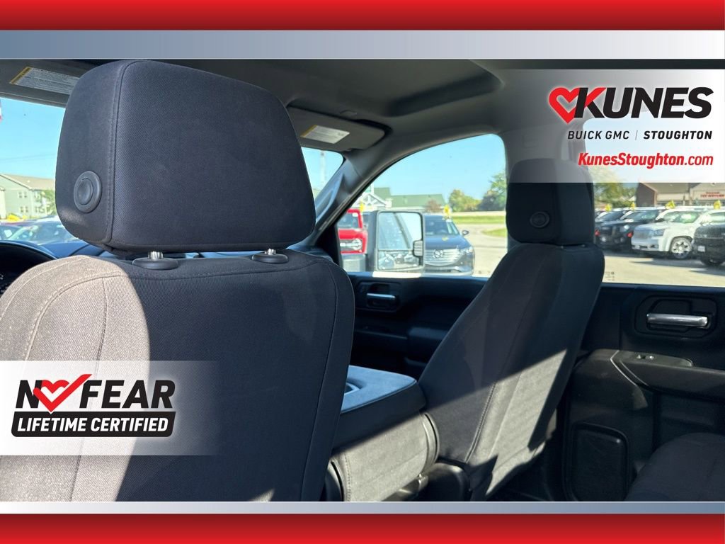 Used 2024 Chevrolet Silverado 3500 W/T image 35