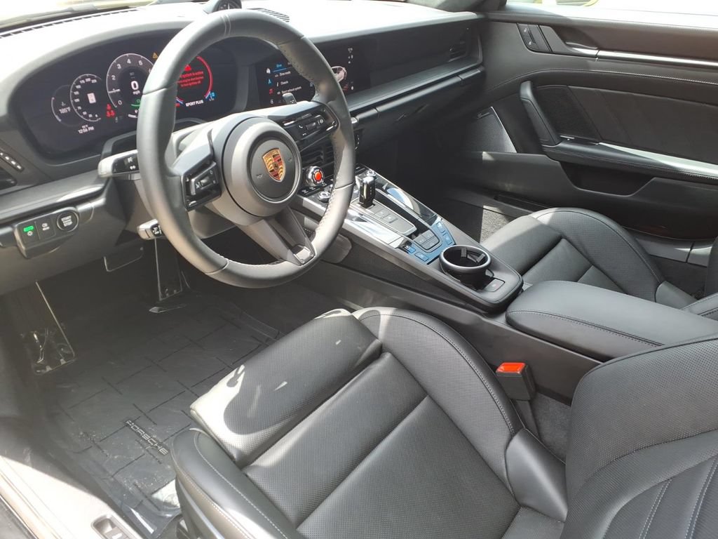 Certified 2025 Porsche 911 Carrera GTS RWD image 14