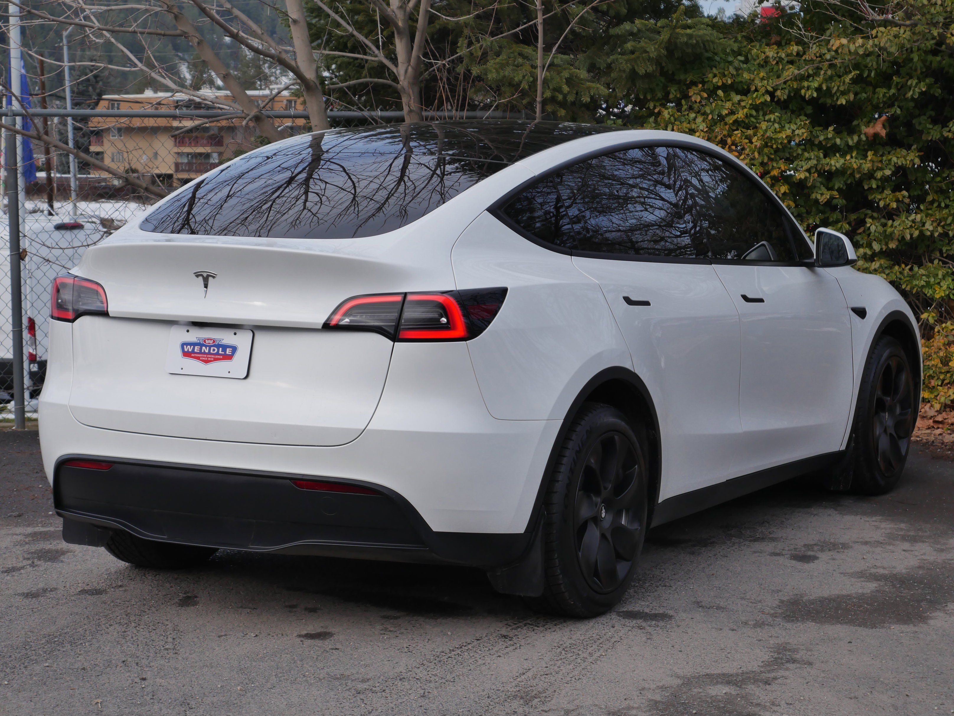 Used 2023 Tesla Model Y Long Range image 16