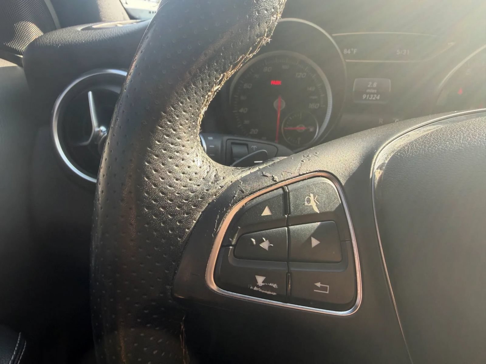 Used 2018 Mercedes-Benz GLA 250 4MATIC w/ Premium Package image 19