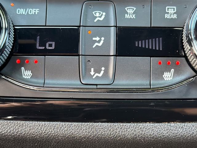 Used 2024 Buick Envista Sport Touring w/ Convenience I Package FWD image 31