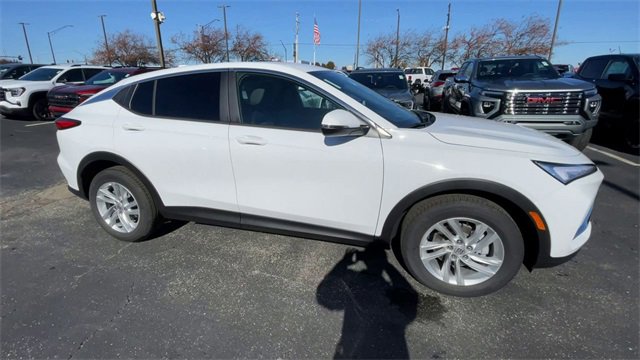 New 2026 Buick Envista Preferred image 3