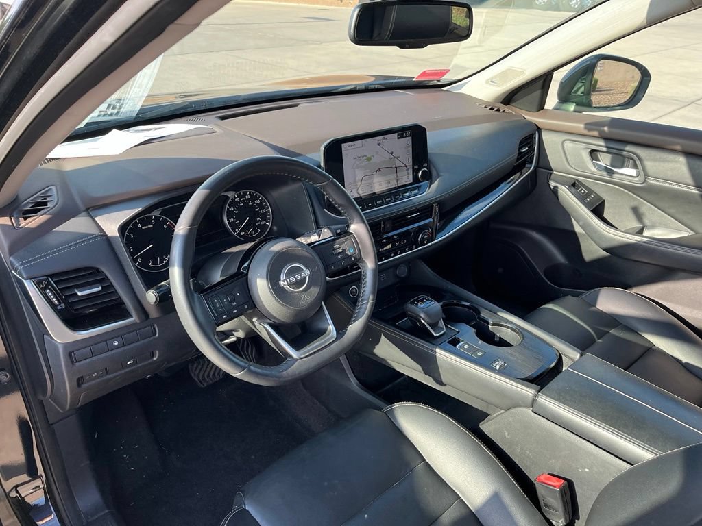 Used 2023 Nissan Rogue SL w/ SL Premium Package FWD image 13