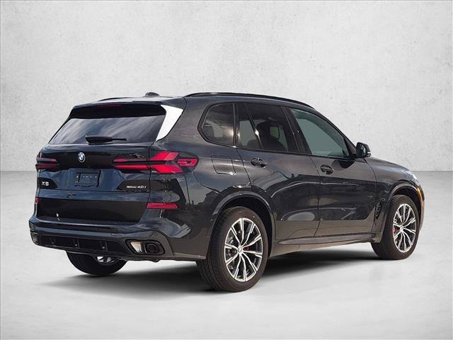 New 2026 BMW X5 xDrive40i w/ M Sport Package AWD/4WD image 2