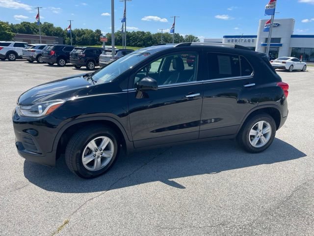 Used 2020 Chevrolet Trax LT w/ Driver Confidence Package AWD/4WD image 4