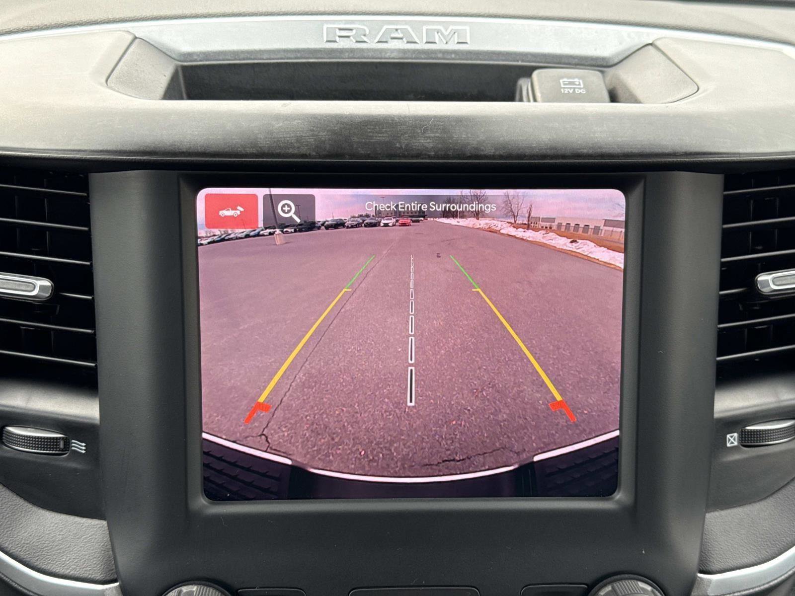 Used 2024 RAM 2500 Big Horn w/ Bed Utility Group image 4