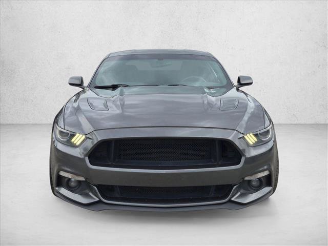 Used 2017 Ford Mustang GT RWD image 2