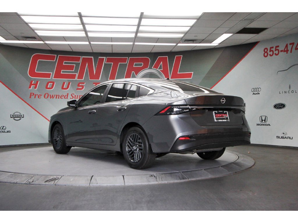 New 2026 Nissan Sentra SV w/ SV Convenience Package FWD image 4