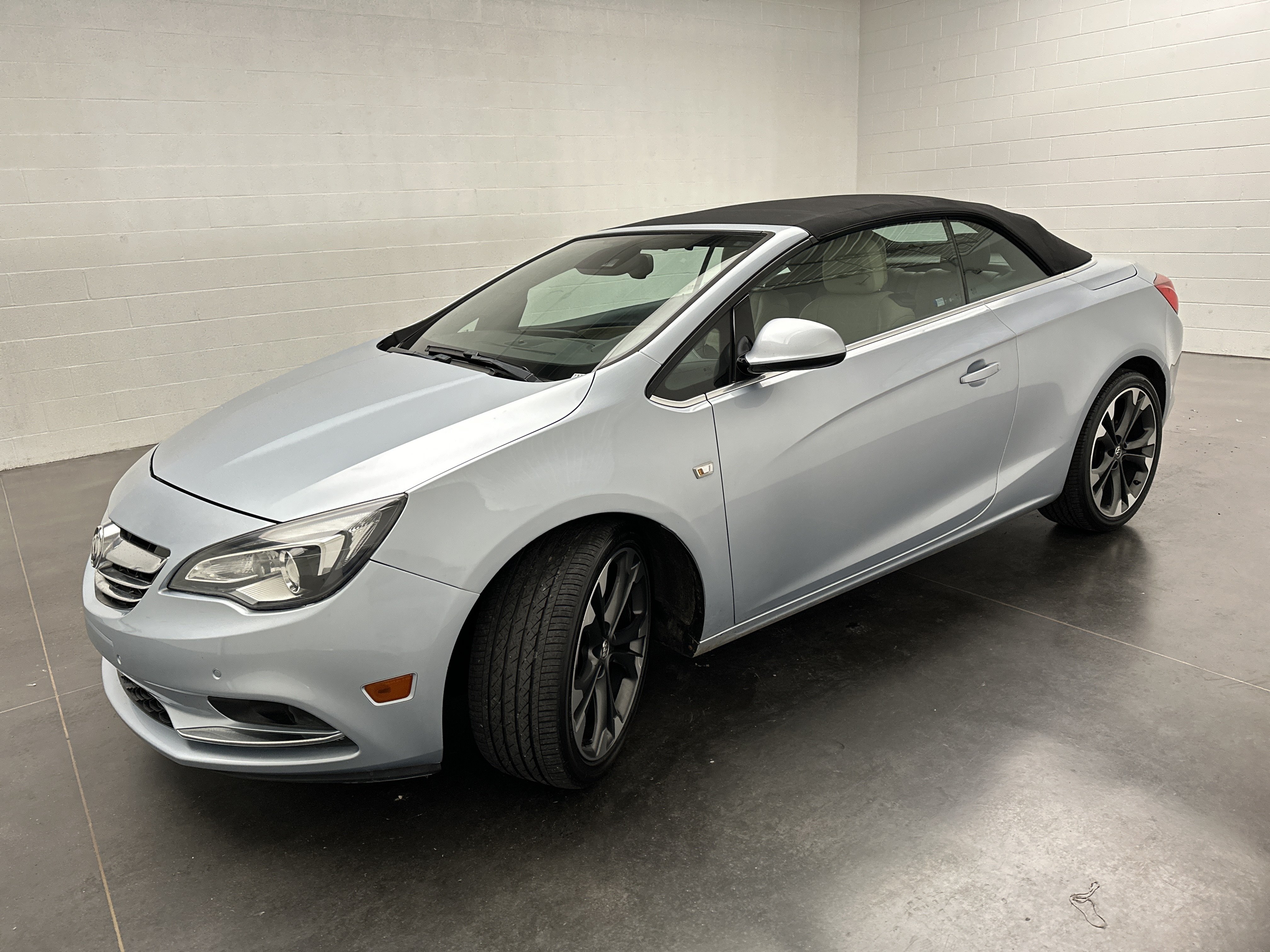Used 2016 Buick Cascada Premium FWD image 5