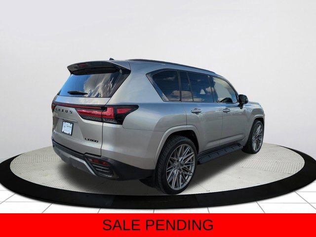 Used 2022 Lexus LX 600 4WD w/ Appearance Package image 3