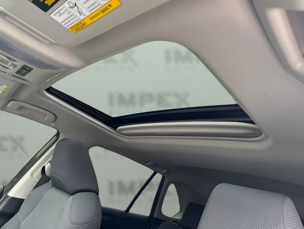 Used 2019 Toyota RAV4 XLE w/ Convenience Package AWD/4WD image 11