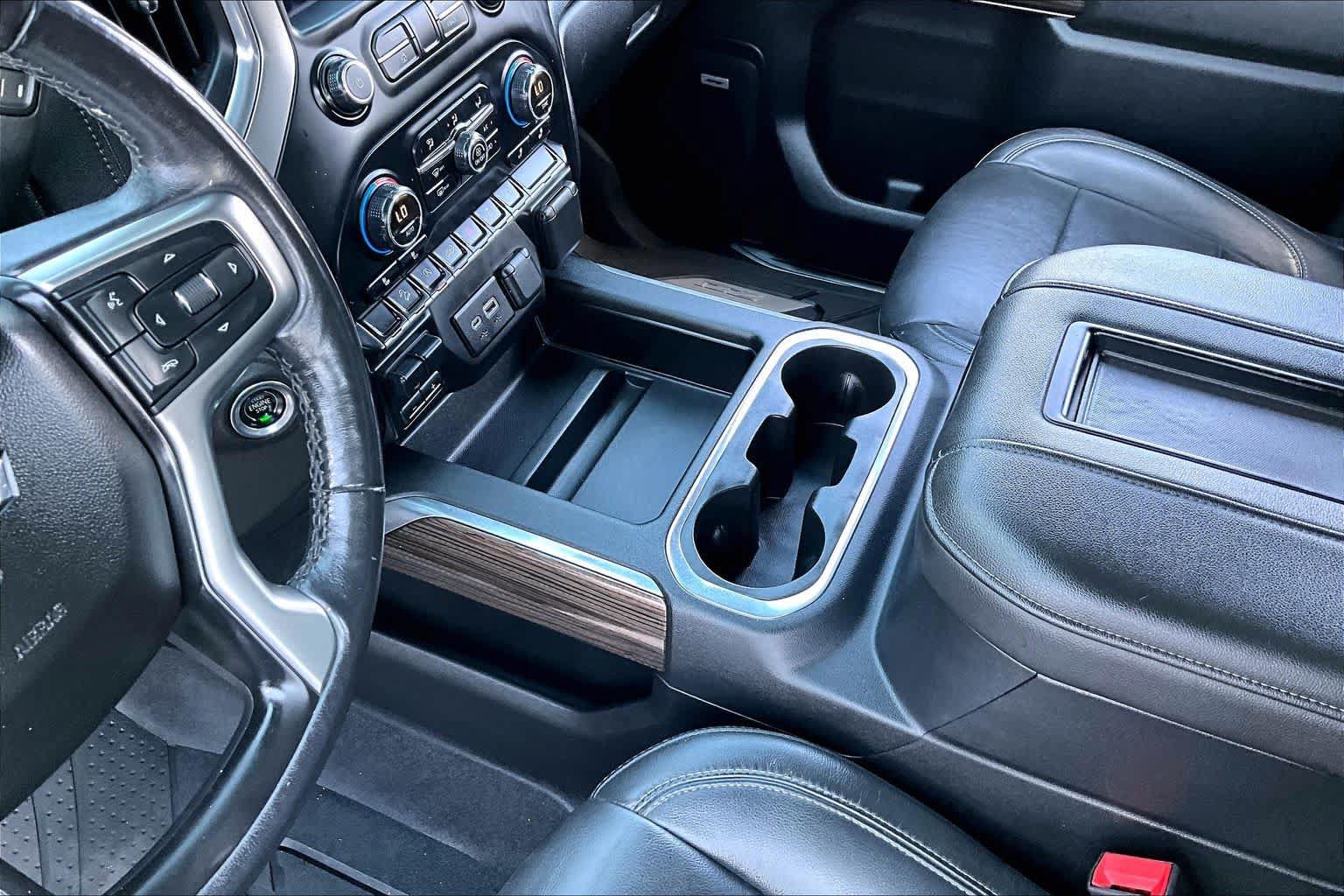 Used 2019 Chevrolet Silverado 1500 LT Trail Boss AWD/4WD image 16