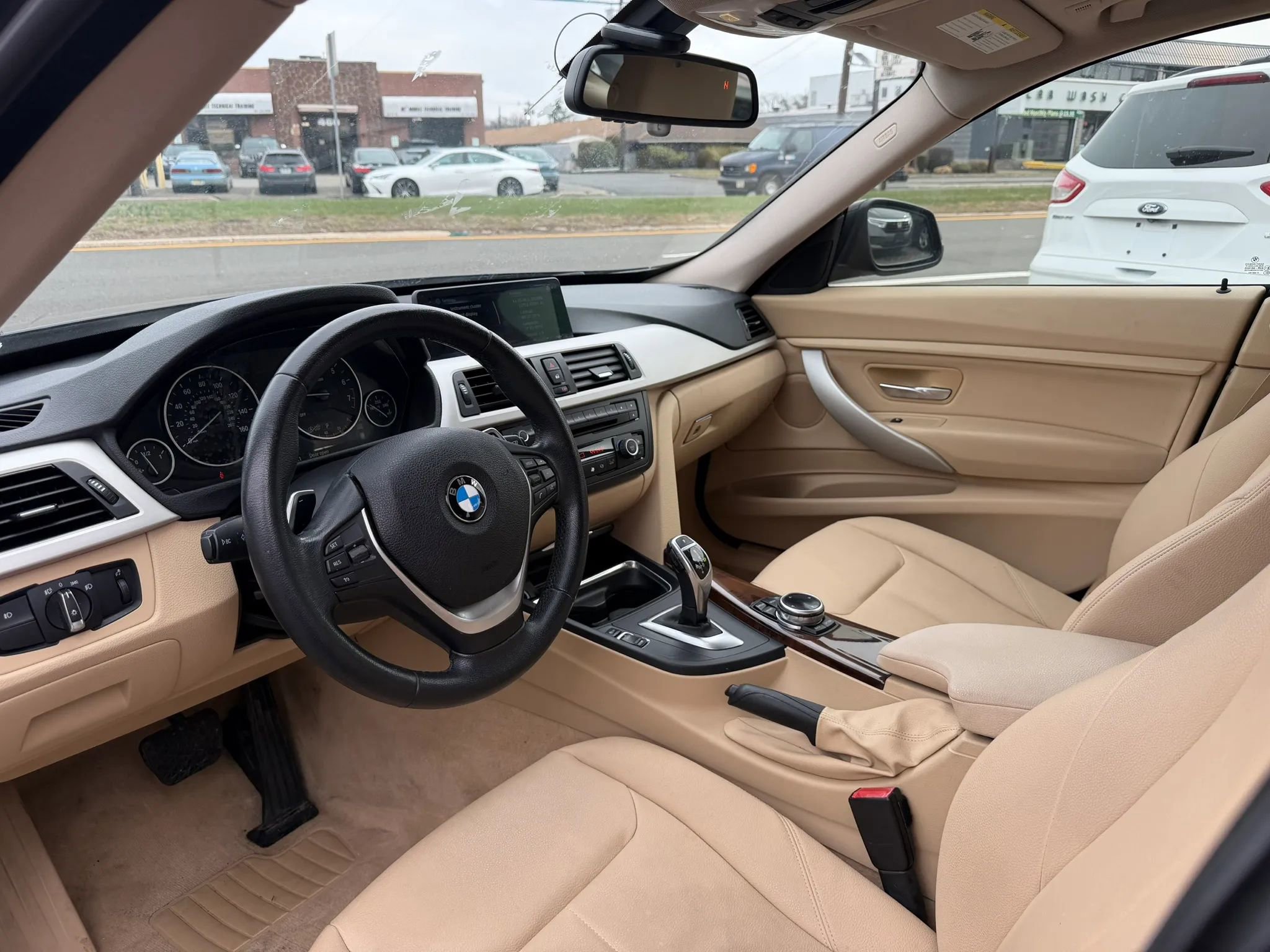 Used 2014 BMW 328i Gran Turismo xDrive 328i Gran Turismo xDrive Sedan AWD/4WD image 10