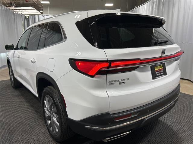 New 2026 Buick Enclave Preferred w/ LPO, Floor Liner Package image 5