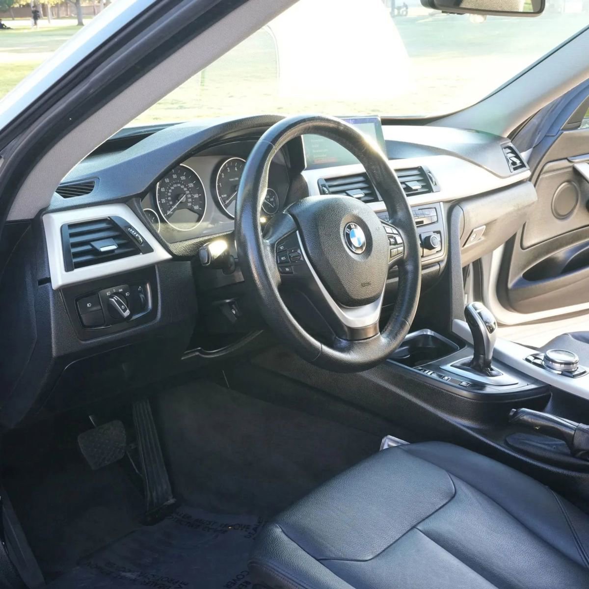 Used 2014 BMW 328i Gran Turismo xDrive image 2