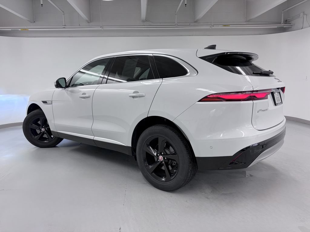 Used 2021 Jaguar F-PACE AWD/4WD image 7