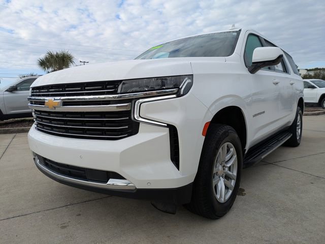 Used 2024 Chevrolet Suburban LT image 9