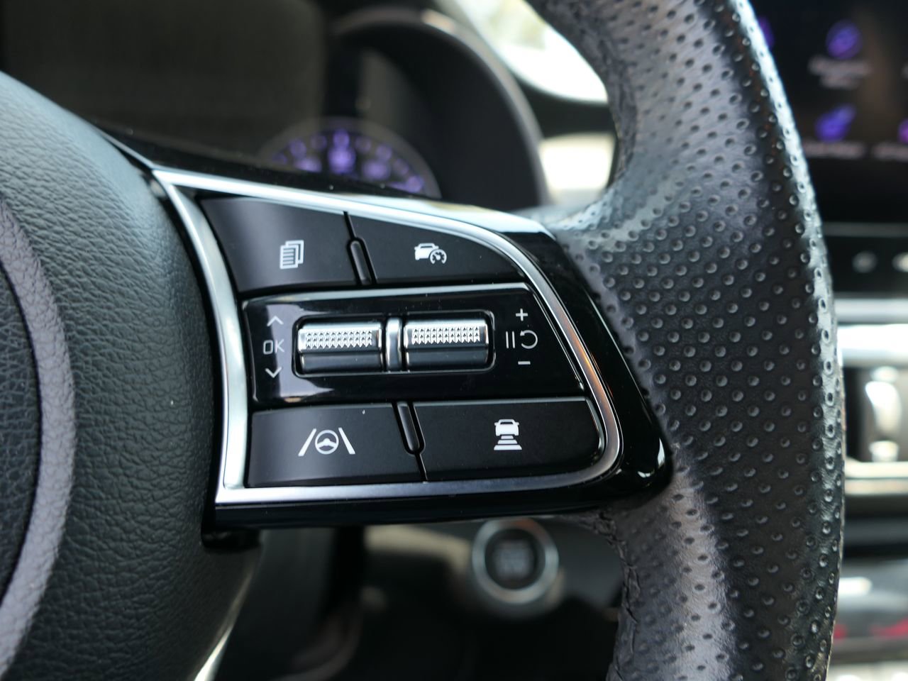 Used 2023 Kia Forte GT-Line w/ GT-Line Technology Package FWD image 14