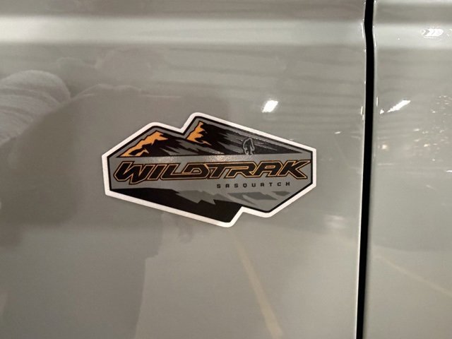 Used 2024 Ford Bronco Wildtrak image 10